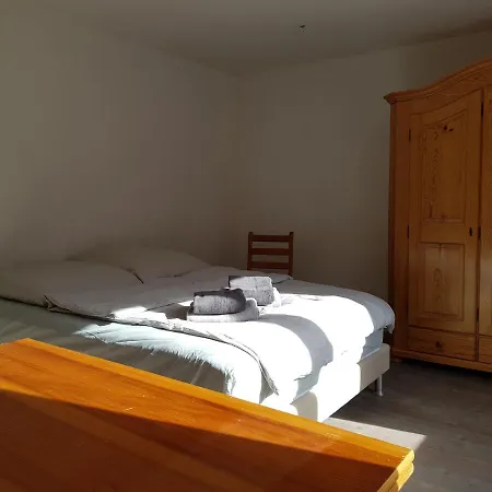 700m2